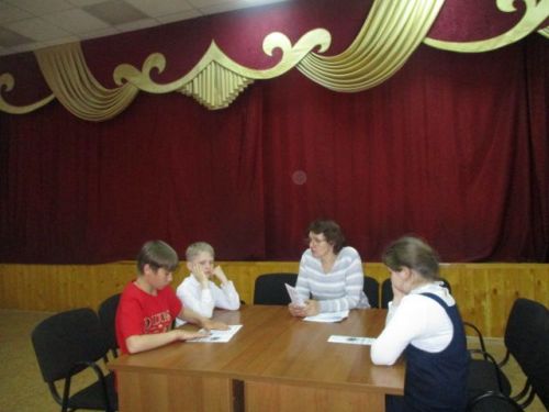 В Кильдееве детям рассказали, когда стоит звонить на телефон доверия