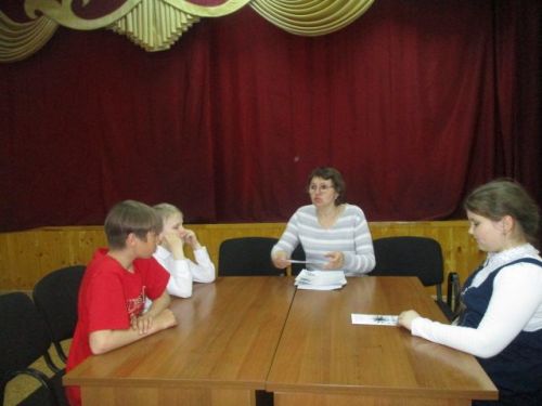 В Кильдееве детям рассказали, когда стоит звонить на телефон доверия