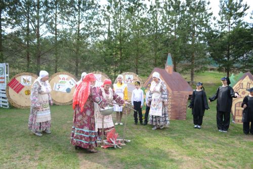 В Верхнем Услоне прошел фестиваль, посвященный Году национальных культур и традиций