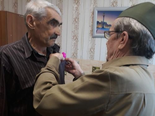 В Верхнеуслонском Доме-интернате для престарелых и инвалидов поддержали акци «Георгиевская лента»