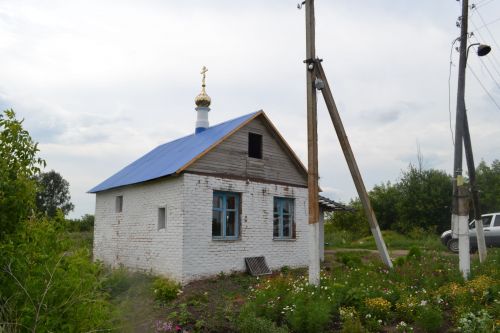В Макулове на средства прихожан восстанавливают часовню