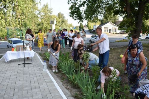 Югары Ослан районында Донбасста  һәлак булган балаларны искә алдылар