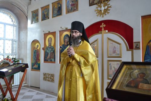 Митрополит Казанский и Татарстанский Кирилл совершил Божественную литургию в храме с.Уланово