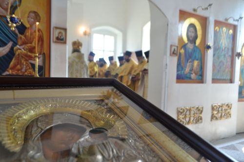 Митрополит Казанский и Татарстанский Кирилл совершил Божественную литургию в храме с.Уланово