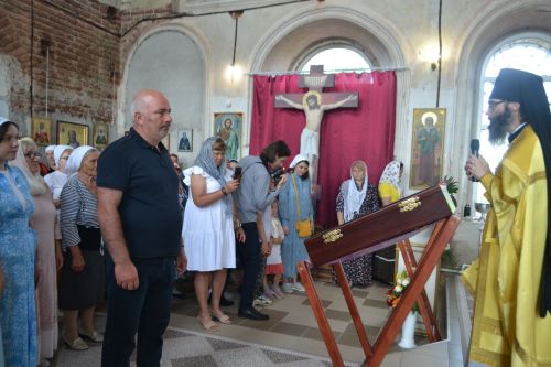 Митрополит Казанский и Татарстанский Кирилл совершил Божественную литургию в храме с.Уланово