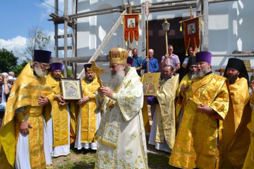 Митрополит Казанский и Татарстанский Кирилл совершил Божественную литургию в храме с.Уланово