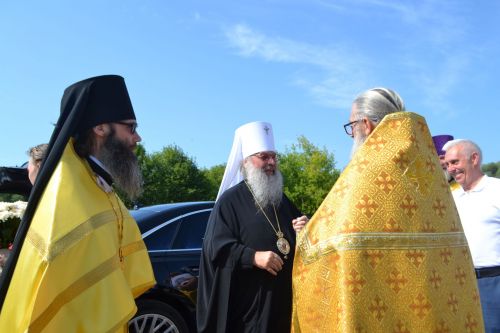 Митрополит Казанский и Татарстанский Кирилл совершил Божественную литургию в храме с.Уланово