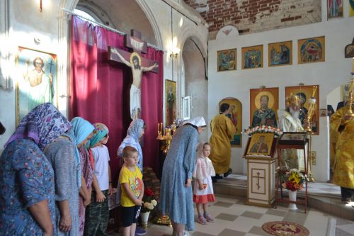 Митрополит Казанский и Татарстанский Кирилл совершил Божественную литургию в храме с.Уланово