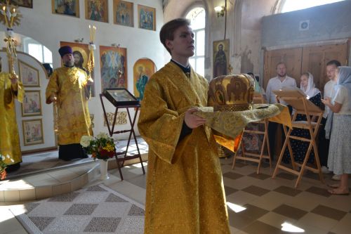 Митрополит Казанский и Татарстанский Кирилл совершил Божественную литургию в храме с.Уланово