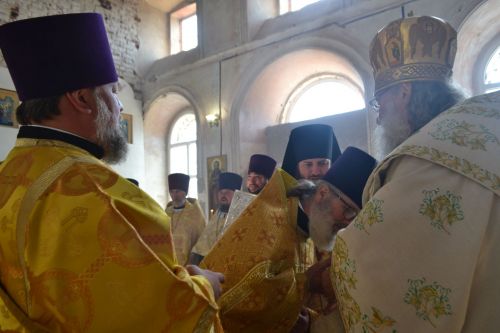Митрополит Казанский и Татарстанский Кирилл совершил Божественную литургию в храме с.Уланово