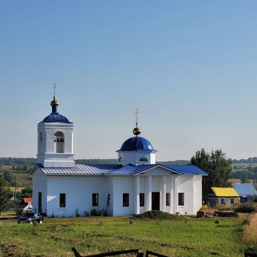 Старинный Смоленский храм в селе Клянчино отметил престольный праздник