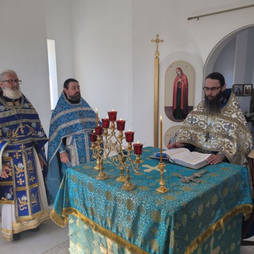 Старинный Смоленский храм в селе Клянчино отметил престольный праздник