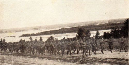 В Верхнем Услоне проходит военно-исторический фестиваль