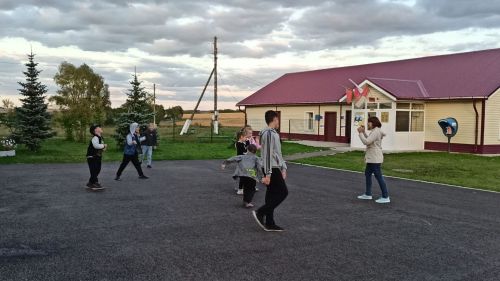 В Кильдееве прошел вечер народных игр