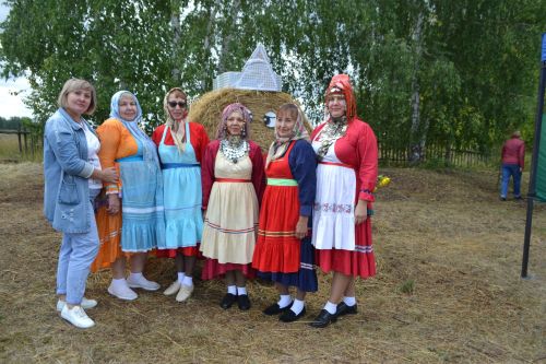 В Канаше прошел старинный чувашский праздник «Керхи сара»