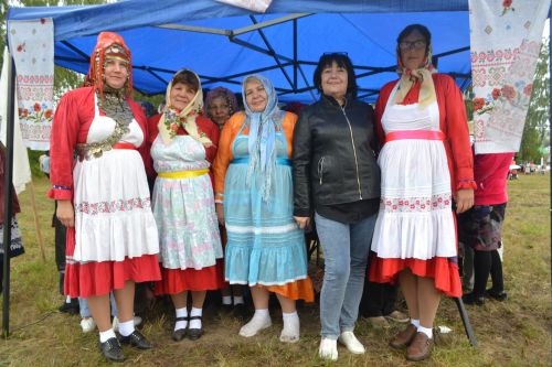 В Канаше прошел старинный чувашский праздник «Керхи сара»