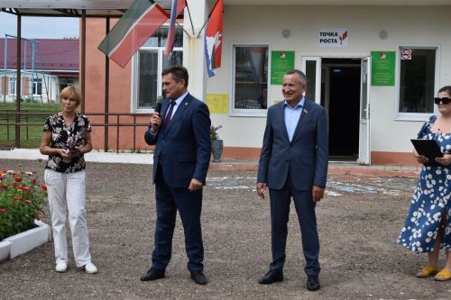 В Верхнеуслонском районе стартовала акция «Помоги собраться в школу»