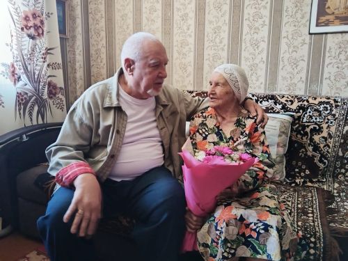 95 лет отметила жительница Верхнего Услона Людмила Иванова