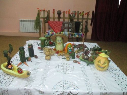 В Кильдееве мастерили поделки из природного материала