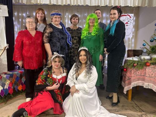 В Набережных Морквашах сельчан пригласили на новогодний спектакль