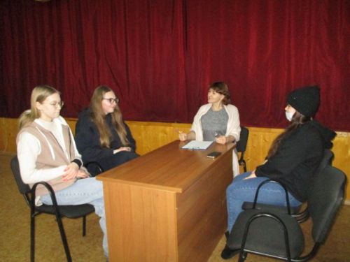 В Кильдееве с молодежью говорили о семейных традициях