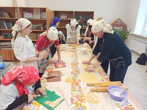 Шеланга балалары өй токмачы кисәргә өйрәнделәр
