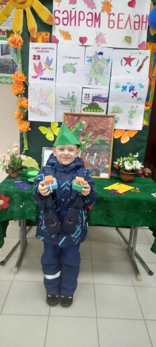 Вахит китапханәсендә рәсемнәр күргәзмәсе оештырылды
