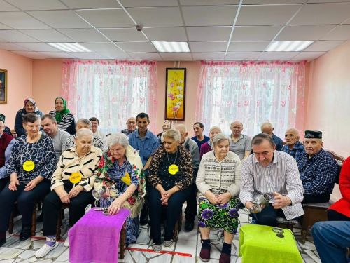 Ватанны саклаучылар көне уңаеннан Югары Ослан картлар һәм инвалидлар интернат-йортында бәйрәм үткәрелде