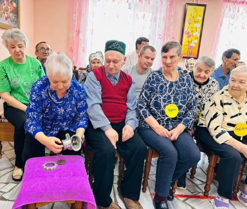 Ватанны саклаучылар көне уңаеннан Югары Ослан картлар һәм инвалидлар интернат-йортында бәйрәм үткәрелде
