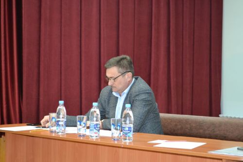 На сходе в Шеланге было «жарко» от вопросов, которые поднимали жители