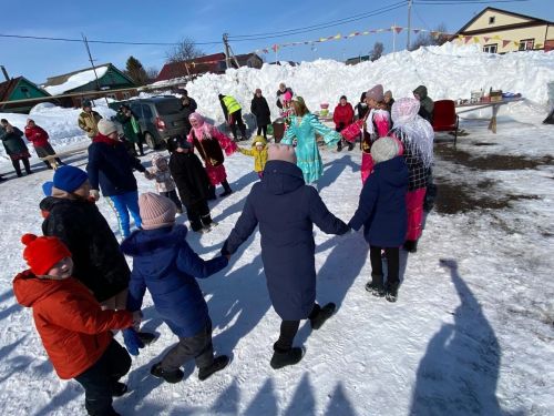 В поселке Янга Юл прошел праздник «Карга боткасы» - «Грачиная каша»