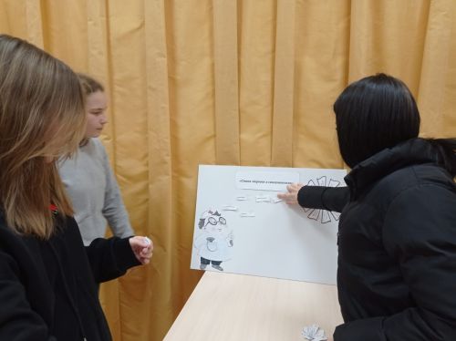 В Майдане культработники провели беседу с молодежью