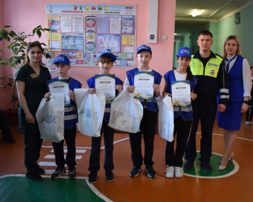 В Верхнем Услоне назвали победителей конкурса «Безопасное колесо»