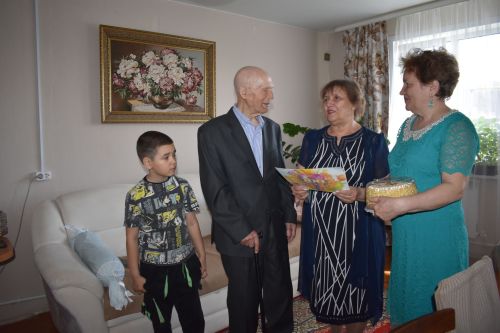 100 лет для многих лишь желание: Николай Романов из Сеитова перешагнул вековой рубеж