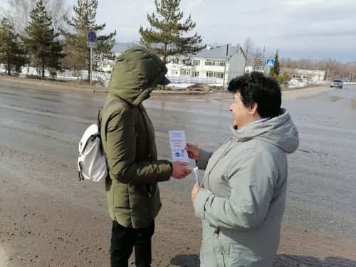Сотрудники библиотеки напомнили жителям Верхнего Услона о безопасности в интернете