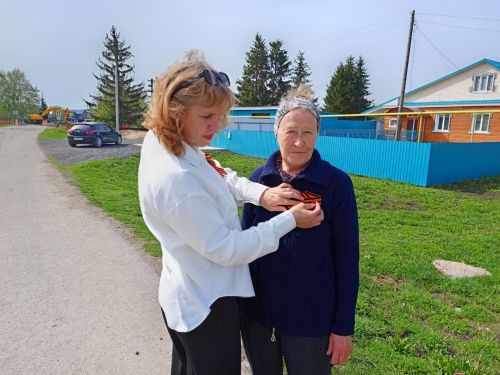 В Макулове провели акцию «Георгиевская ленточка»