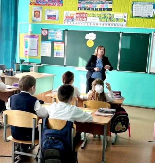 Педагоги Рашида Черкасова и Лилия Усманова полюбили Верхний Услон