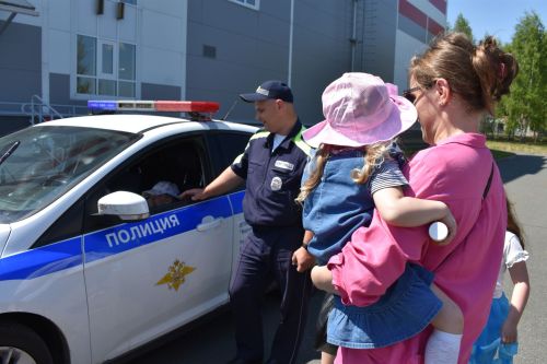 Югары Осланда Балаларны яклау көнен билгеләп үттеләр