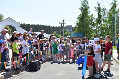 Югары Осланда Балаларны яклау көнен билгеләп үттеләр