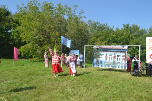 В Канаше отметили праздник осеннего пива «Керхи сара»
