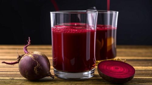 Свекольный сок: 6 полезных свойств для организма