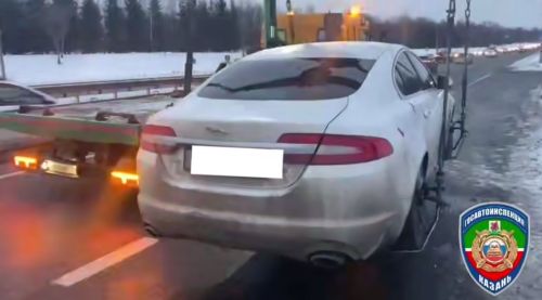 В Татарстане приставы арестовали иномарку за штрафы почти на два миллиона рублей