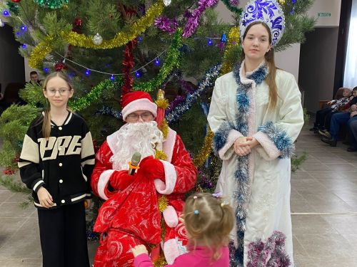 В Коргузе детям подарили новогоднее настроение