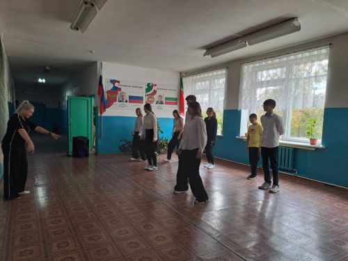 В Тат.Бурнашевской школе прошел танцевальный мастер-класс