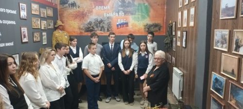 Яшьләр клубында патриотик тәрбиягә әһәмият бирәләр