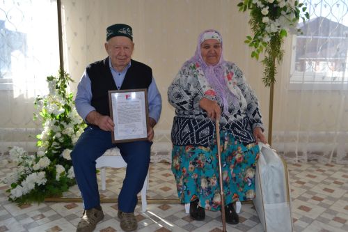 Изумрудные юбиляры из Октябрьского: 55 лет любви и согласия