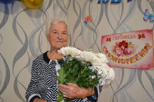 Жительнице Печищ Надежде Гребневой исполнилось 90 лет