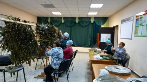 Вахит халкы берләшеп сугышчыларга ярдәм итә
