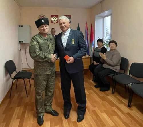 Вклад в Победу: пенсионер из Маматкозина награжден медалью «За помощь СВО»