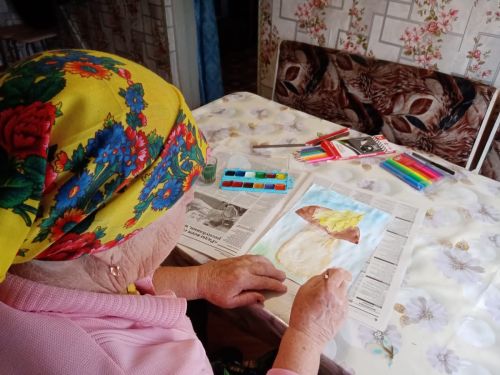 Соцработники в Верхнеуслонском районе применяют изотерапию для пожилых